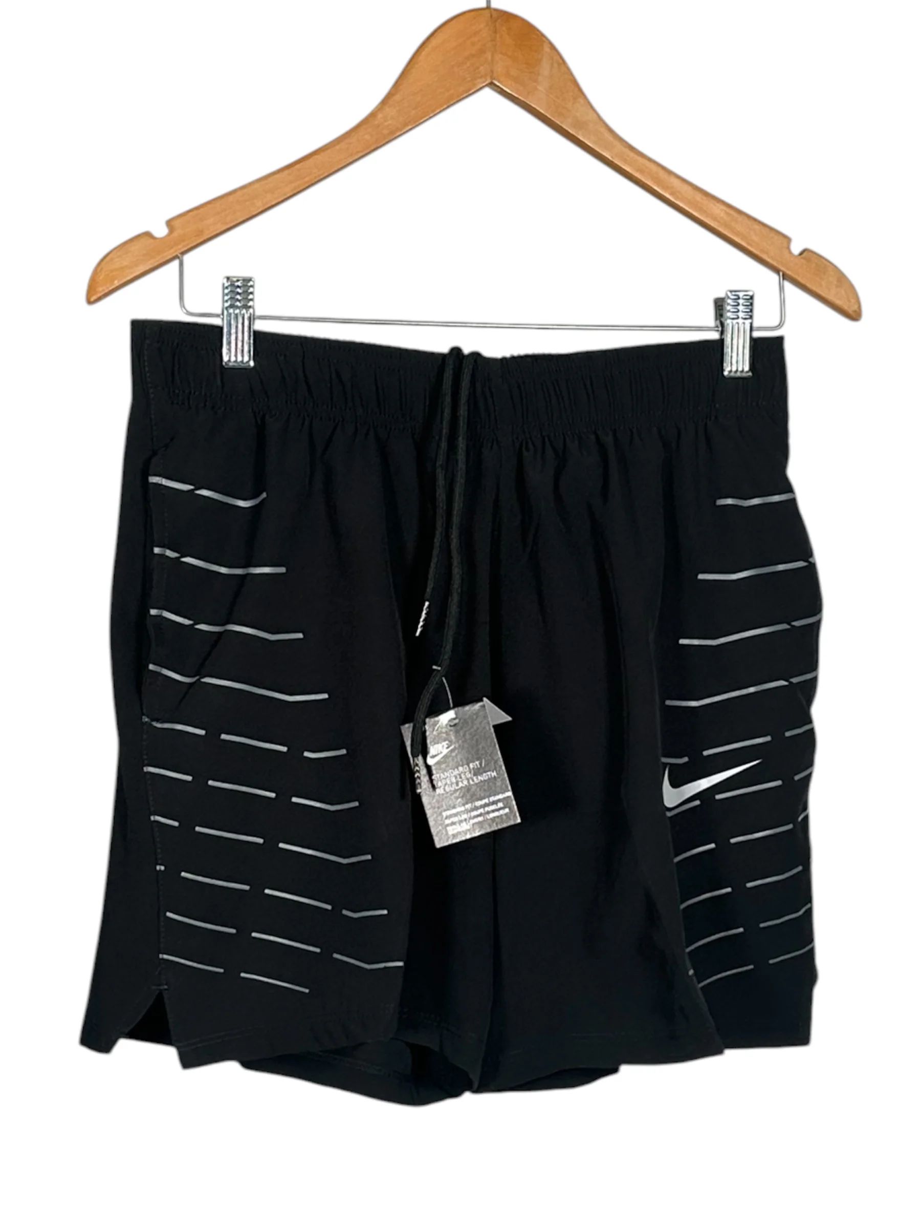 Short Nike rayas