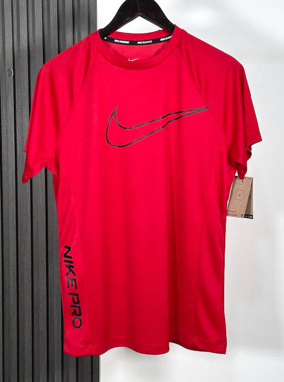 Camiseta Nike Pro Running