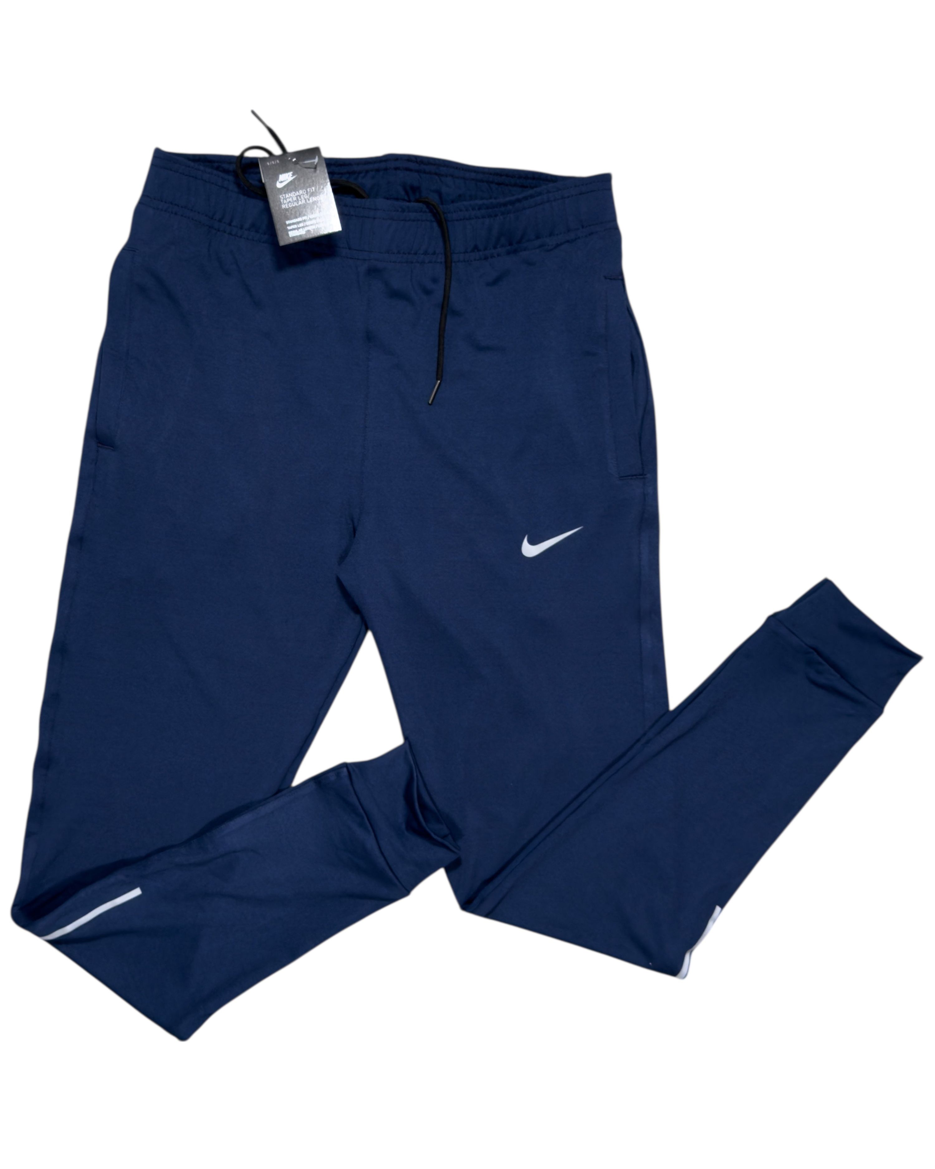 Jogger Nike clásico - imagen 1