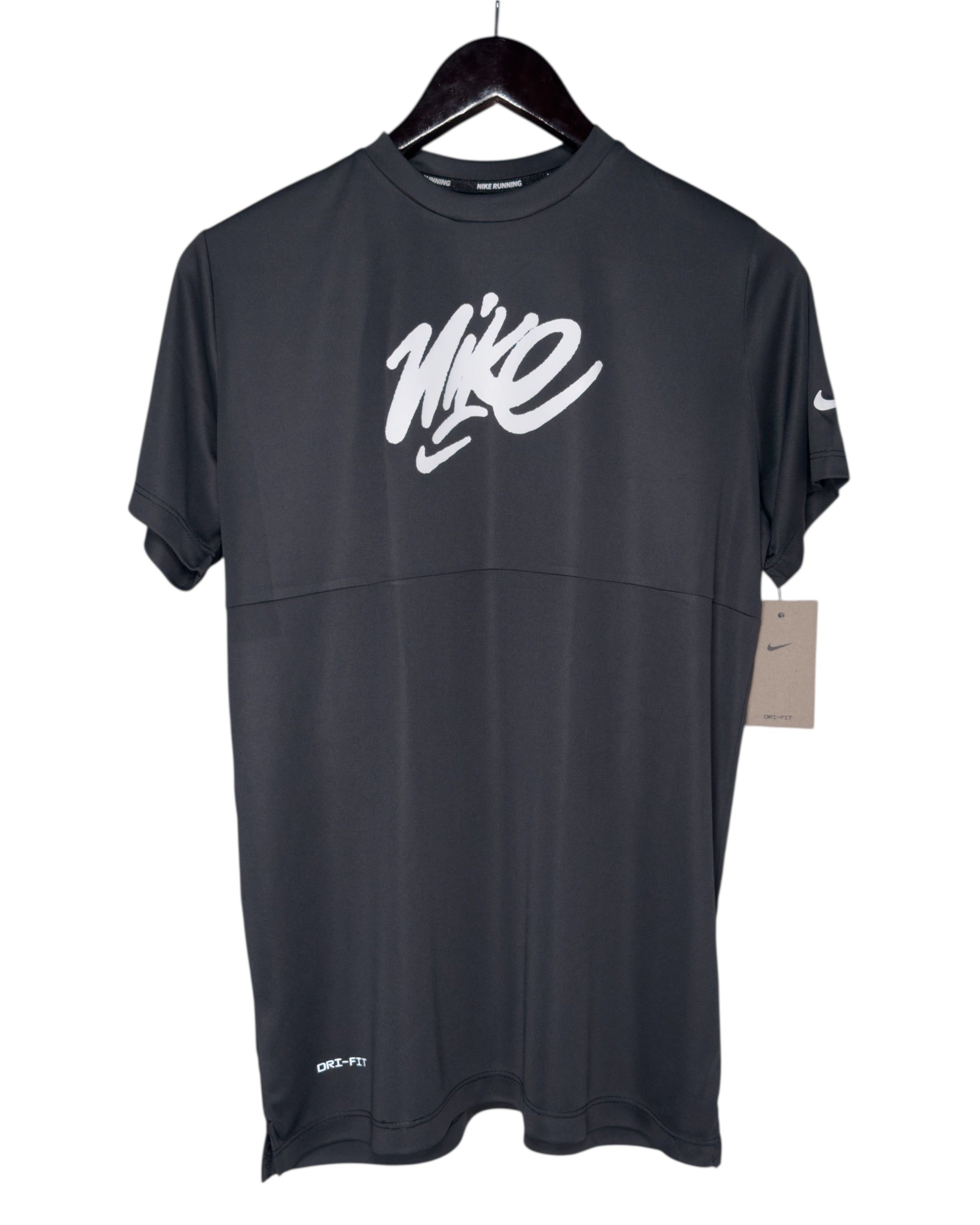 Camiseta Nike con corte - imagen 1