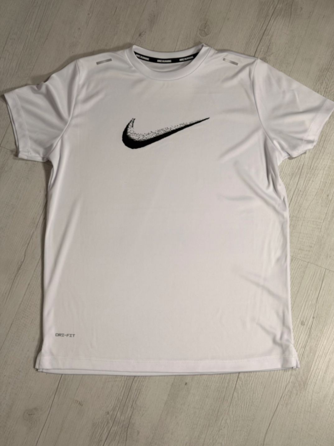 Playera Nike DRI-FIT Manga Corta - thumbnail 2